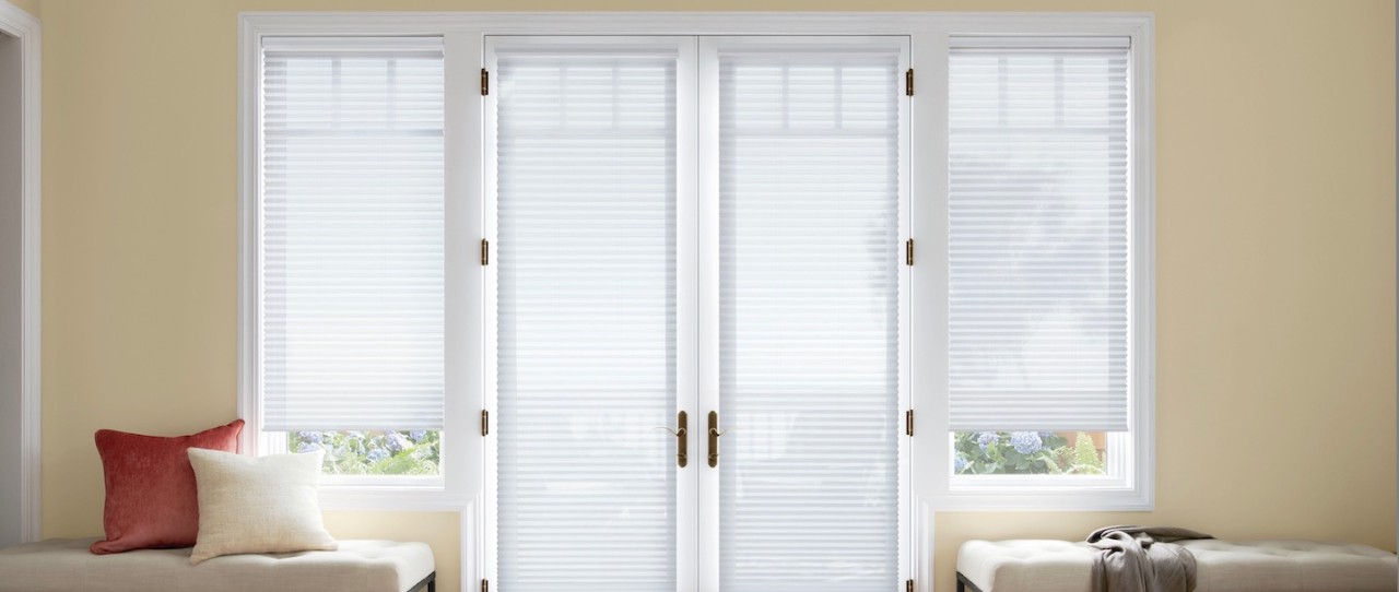 Sidelight blinds top
